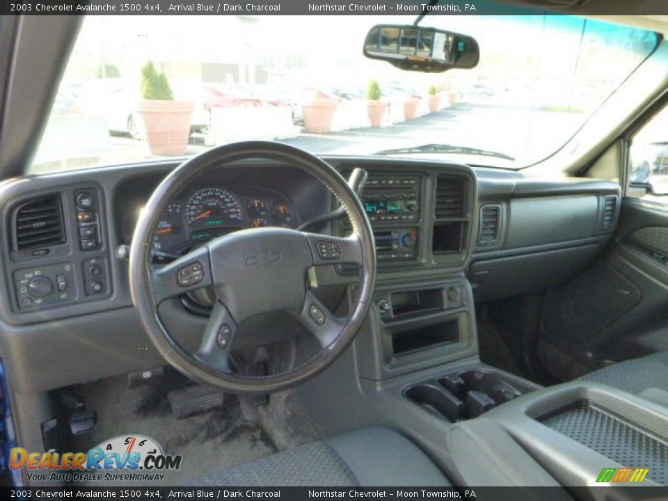 2003 Chevrolet Avalanche 1500 4x4 Arrival Blue / Dark Charcoal Photo #12