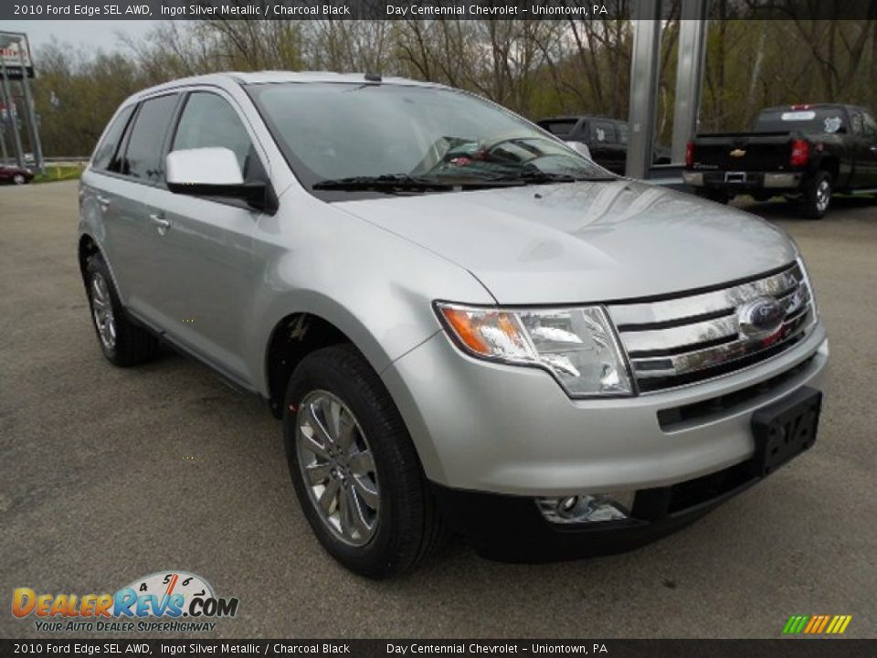 Front 3/4 View of 2010 Ford Edge SEL AWD Photo #8