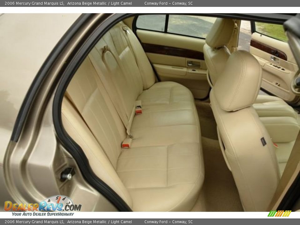 Rear Seat of 2006 Mercury Grand Marquis LS Photo #16