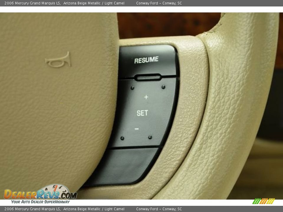 Controls of 2006 Mercury Grand Marquis LS Photo #27