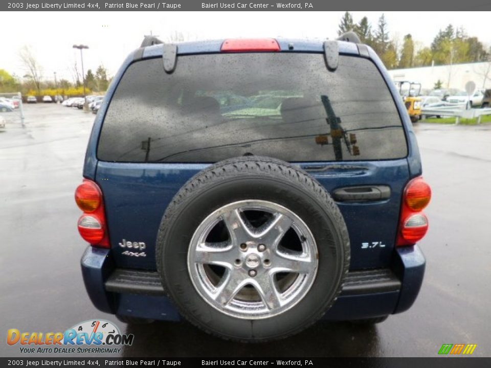 2003 Jeep Liberty Limited 4x4 Patriot Blue Pearl / Taupe Photo #6