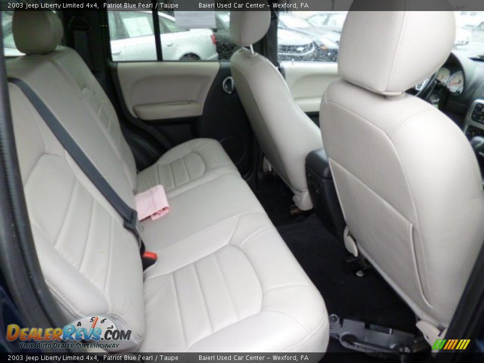 2003 Jeep Liberty Limited 4x4 Patriot Blue Pearl / Taupe Photo #12