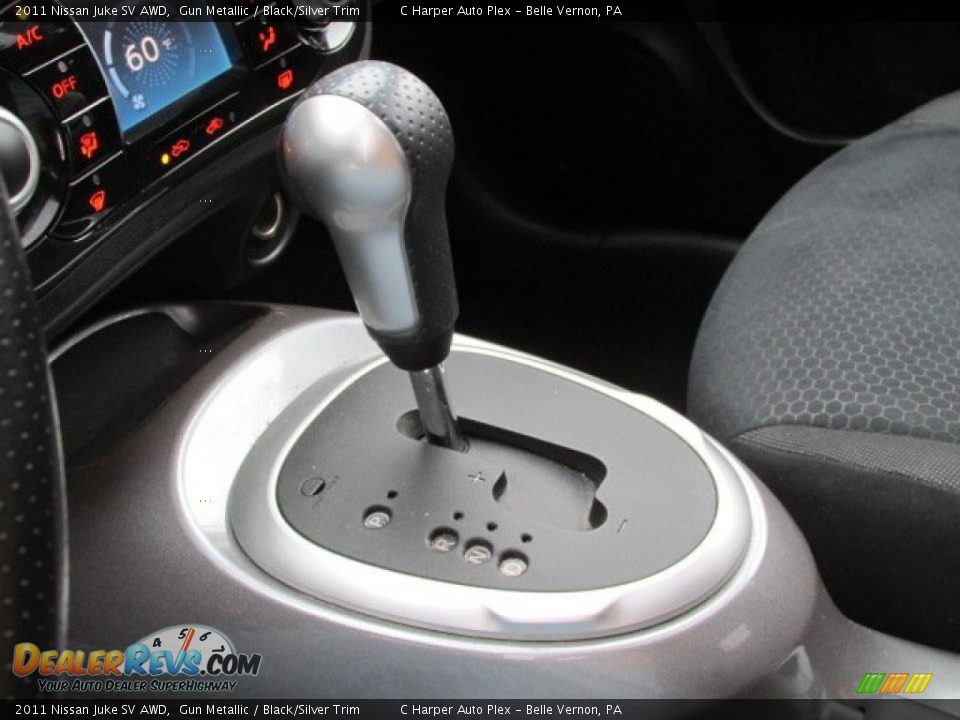 2011 Nissan Juke SV AWD Gun Metallic / Black/Silver Trim Photo #19