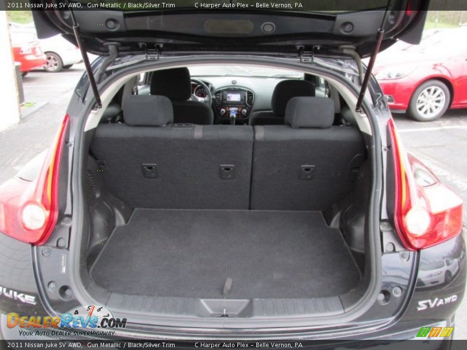 2011 Nissan Juke SV AWD Gun Metallic / Black/Silver Trim Photo #22