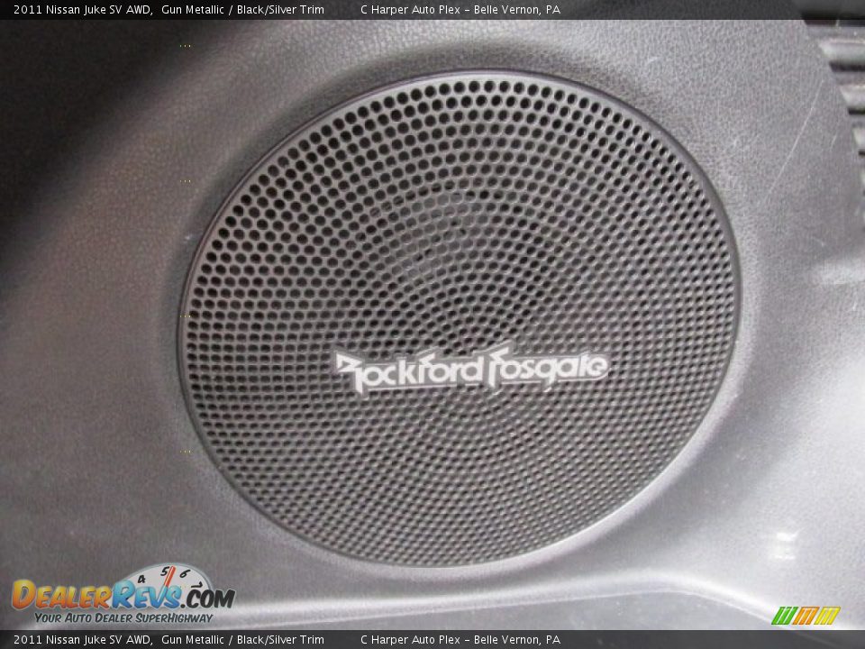 2011 Nissan Juke SV AWD Gun Metallic / Black/Silver Trim Photo #23