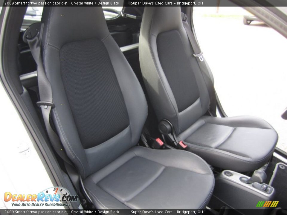 2009 Smart fortwo passion cabriolet Crystal White / Design Black Photo #17