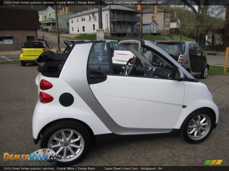 2009 Smart fortwo passion cabriolet Crystal White / Design Black Photo #20