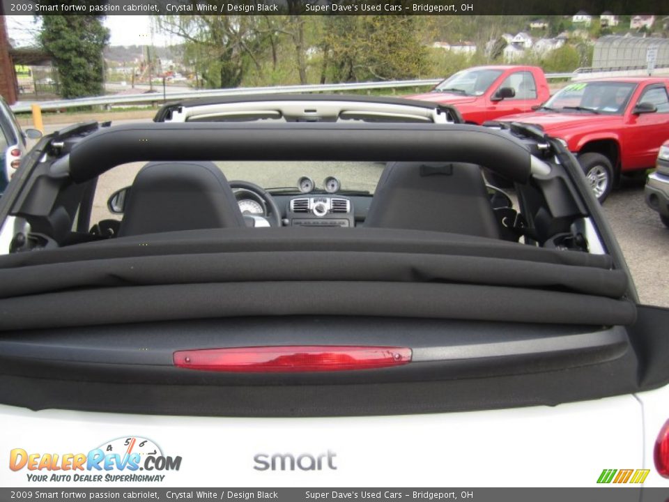 2009 Smart fortwo passion cabriolet Crystal White / Design Black Photo #22
