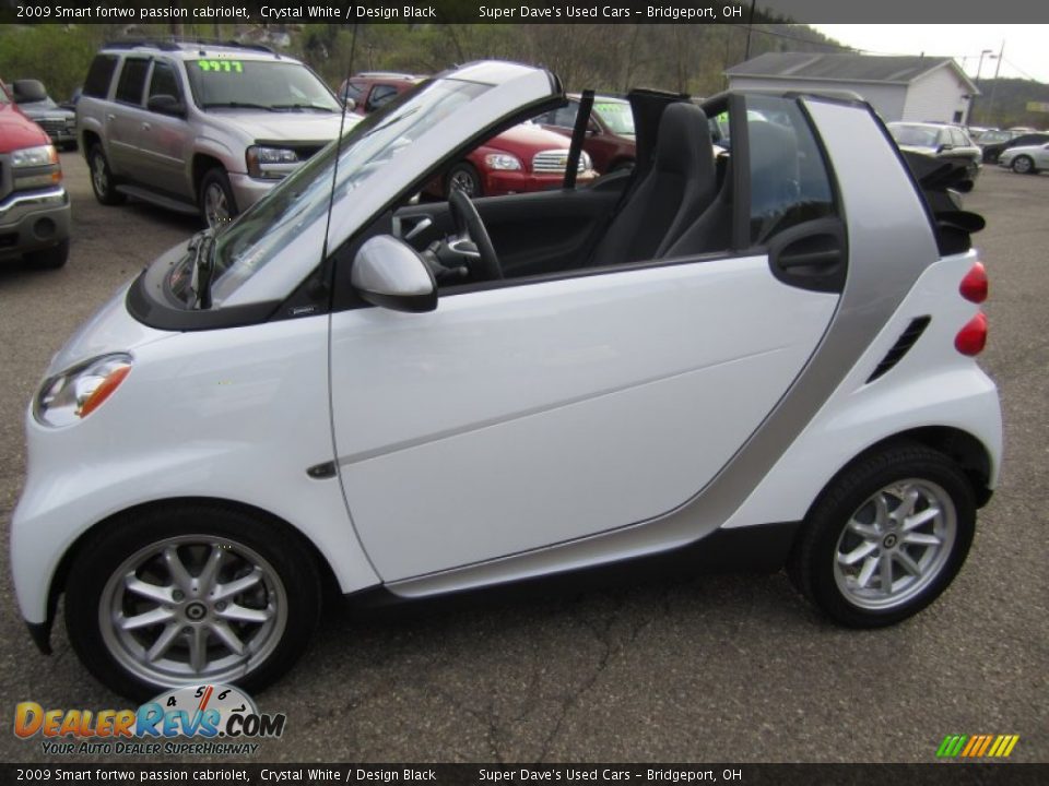 2009 Smart fortwo passion cabriolet Crystal White / Design Black Photo #24
