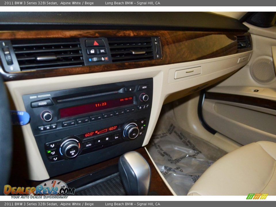 2011 BMW 3 Series 328i Sedan Alpine White / Beige Photo #21