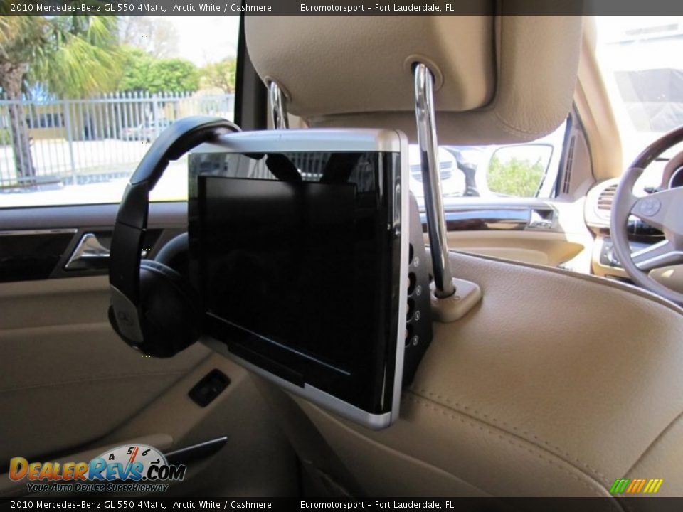 2010 Mercedes-Benz GL 550 4Matic Arctic White / Cashmere Photo #28