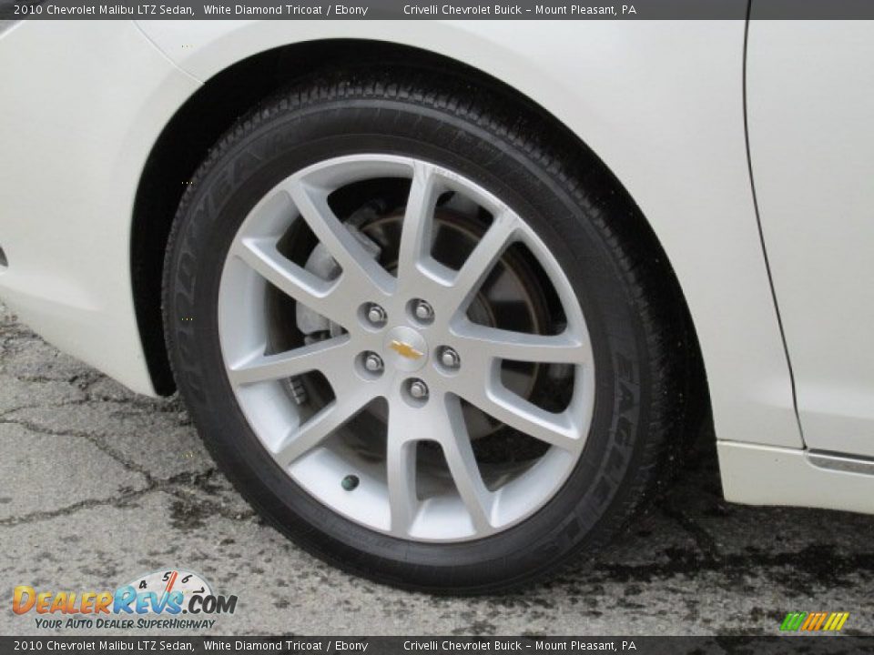 2010 Chevrolet Malibu LTZ Sedan White Diamond Tricoat / Ebony Photo #3