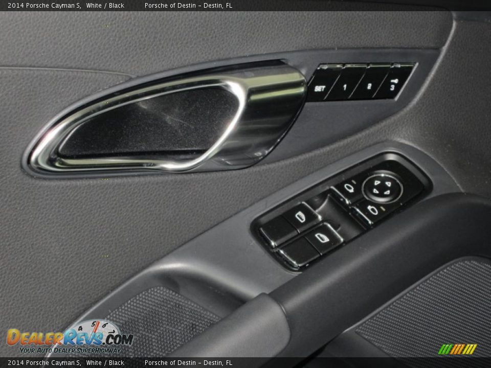 Controls of 2014 Porsche Cayman S Photo #16