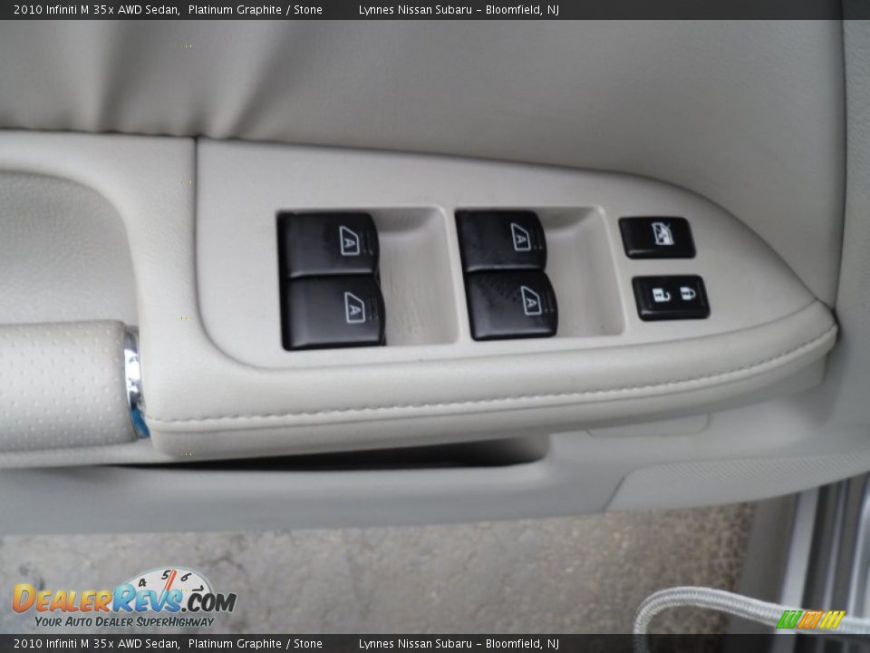 2010 Infiniti M 35x AWD Sedan Platinum Graphite / Stone Photo #18