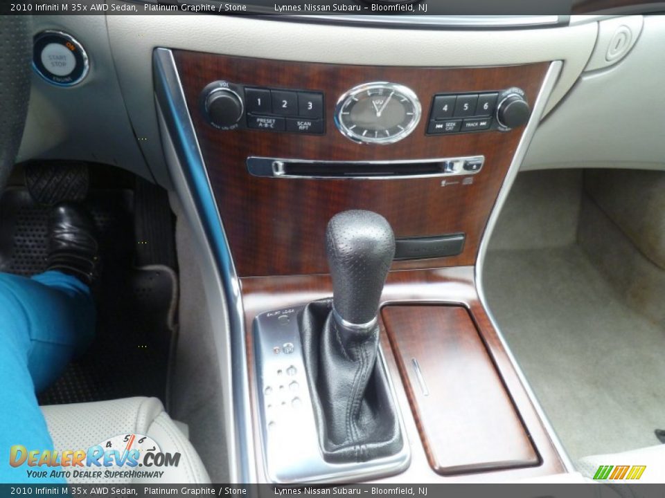 2010 Infiniti M 35x AWD Sedan Platinum Graphite / Stone Photo #23