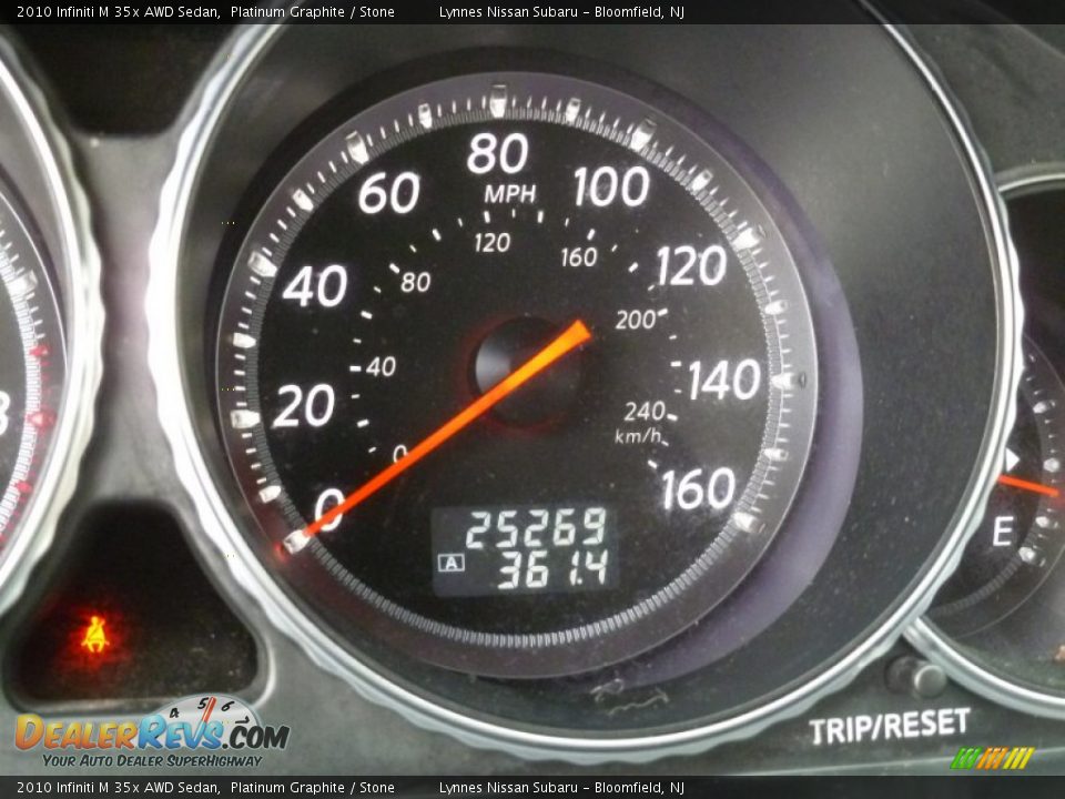 2010 Infiniti M 35x AWD Sedan Platinum Graphite / Stone Photo #25