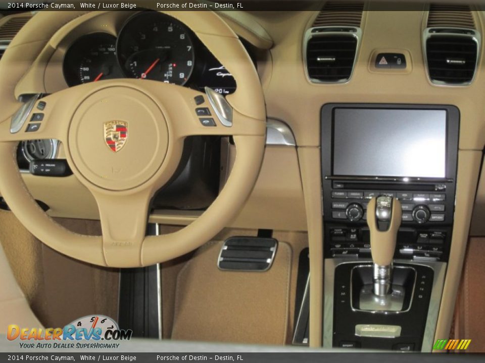 Dashboard of 2014 Porsche Cayman  Photo #18