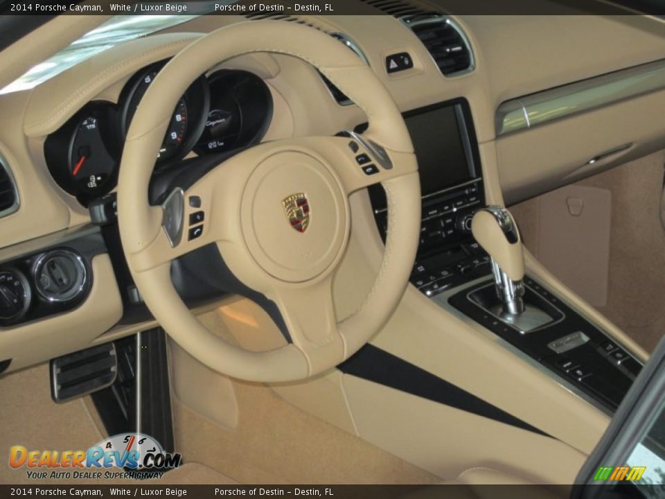 Dashboard of 2014 Porsche Cayman  Photo #19