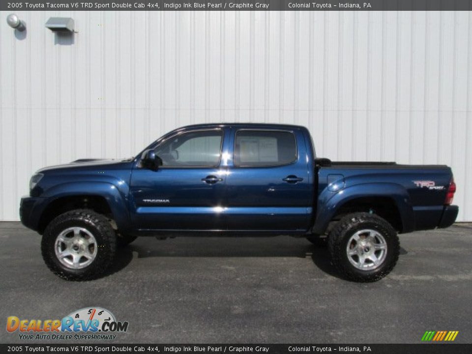 2005 Toyota Tacoma V6 TRD Sport Double Cab 4x4 Indigo Ink Blue Pearl / Graphite Gray Photo #2