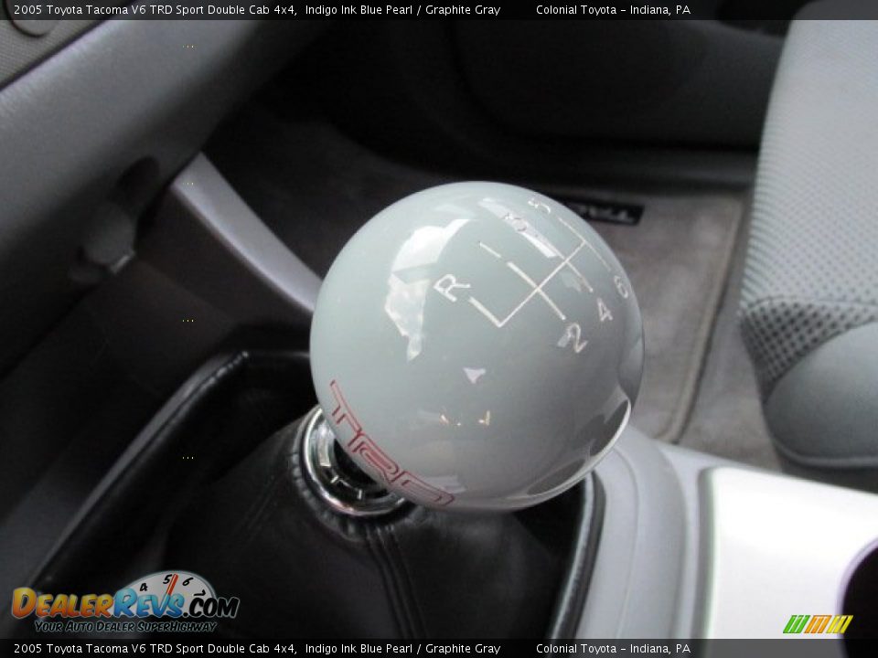 2005 Toyota Tacoma V6 TRD Sport Double Cab 4x4 Indigo Ink Blue Pearl / Graphite Gray Photo #15