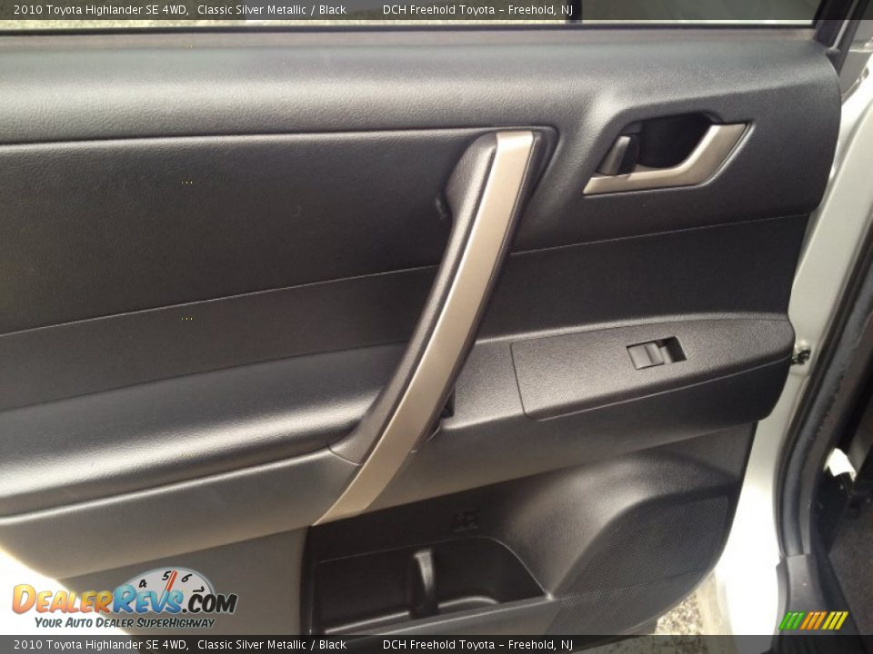 2010 Toyota Highlander SE 4WD Classic Silver Metallic / Black Photo #9