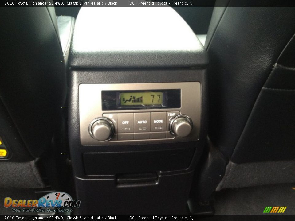 2010 Toyota Highlander SE 4WD Classic Silver Metallic / Black Photo #11