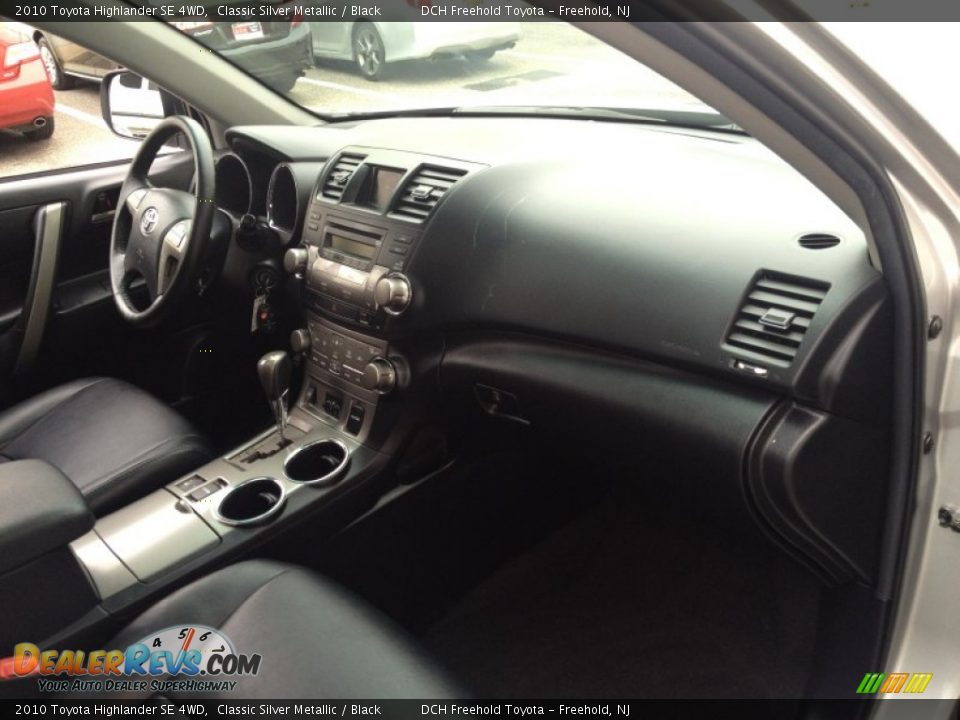 2010 Toyota Highlander SE 4WD Classic Silver Metallic / Black Photo #27