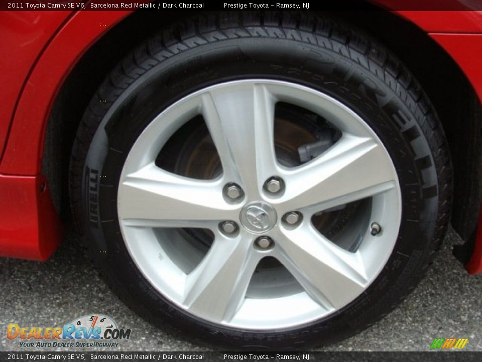 2011 Toyota Camry SE V6 Barcelona Red Metallic / Dark Charcoal Photo #14