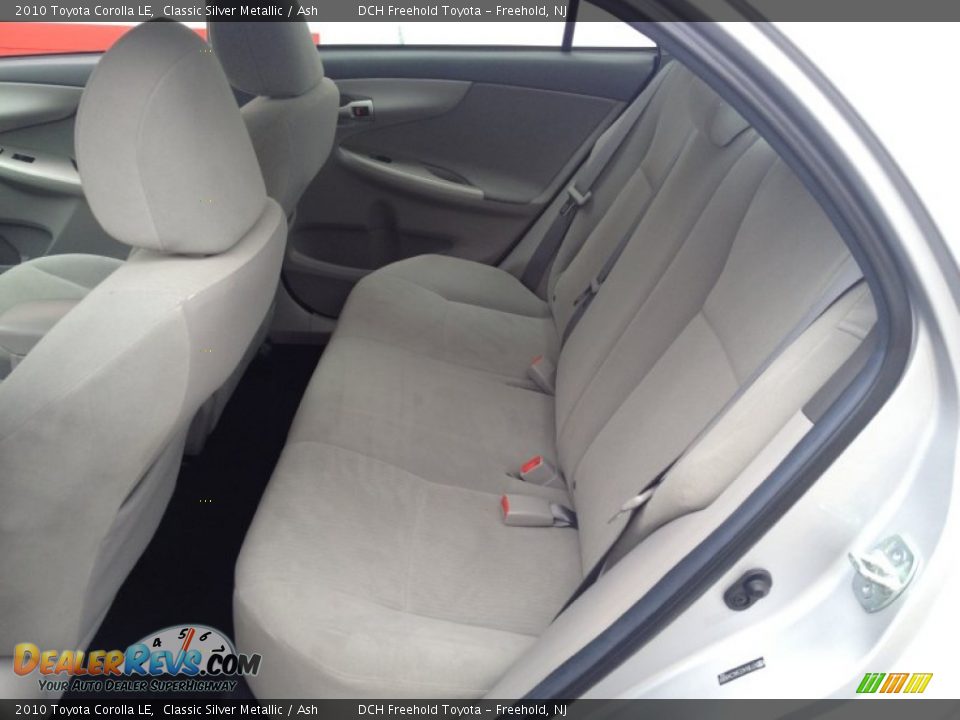 2010 Toyota Corolla LE Classic Silver Metallic / Ash Photo #10