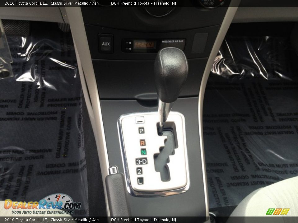 2010 Toyota Corolla LE Classic Silver Metallic / Ash Photo #17