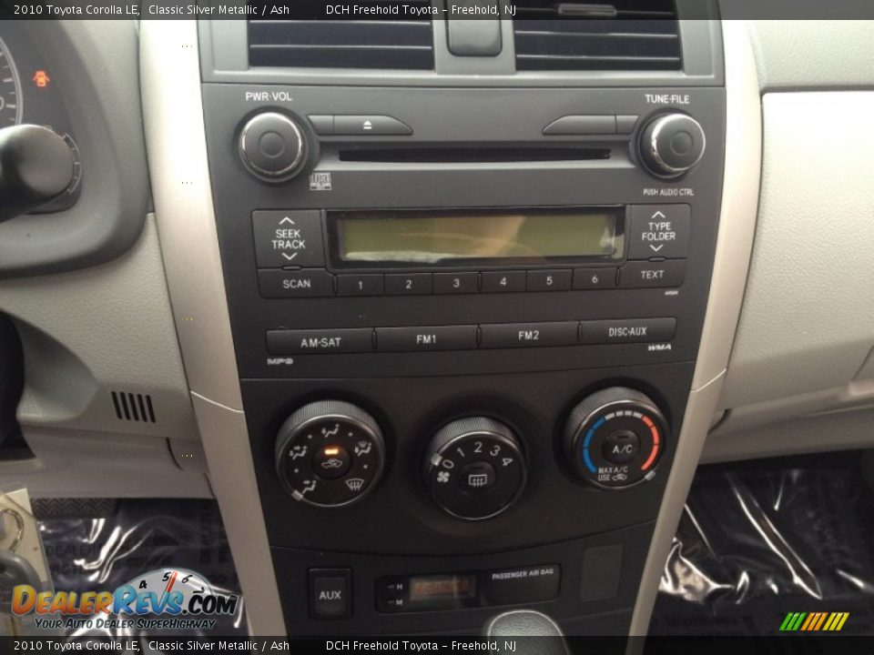 2010 Toyota Corolla LE Classic Silver Metallic / Ash Photo #18