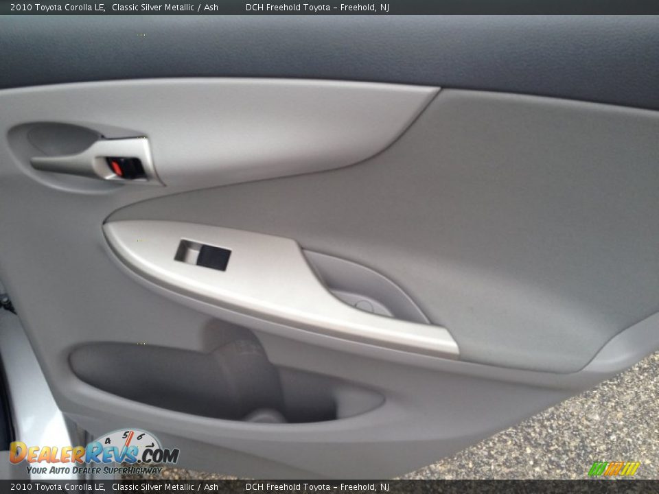 2010 Toyota Corolla LE Classic Silver Metallic / Ash Photo #23