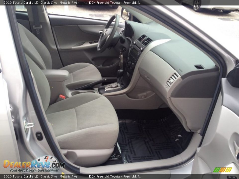 2010 Toyota Corolla LE Classic Silver Metallic / Ash Photo #25