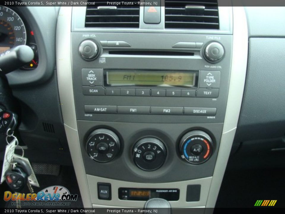 2010 Toyota Corolla S Super White / Dark Charcoal Photo #11