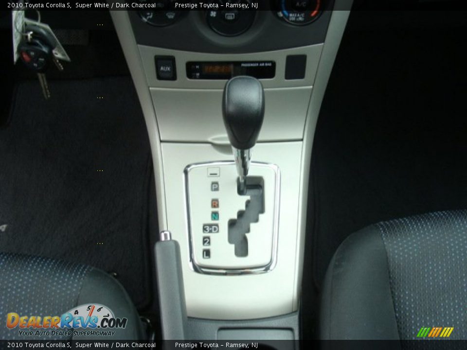 2010 Toyota Corolla S Super White / Dark Charcoal Photo #12