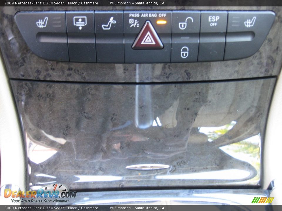 2009 Mercedes-Benz E 350 Sedan Black / Cashmere Photo #13