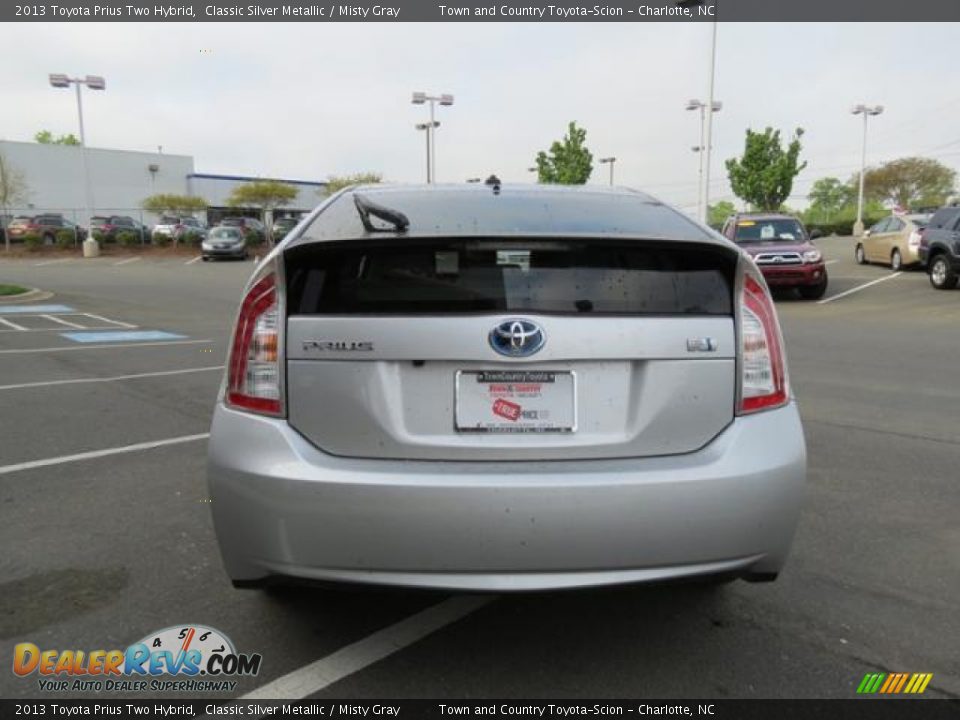 2013 Toyota Prius Two Hybrid Classic Silver Metallic / Misty Gray Photo #18
