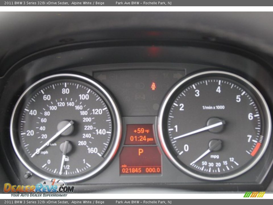 2011 BMW 3 Series 328i xDrive Sedan Alpine White / Beige Photo #19