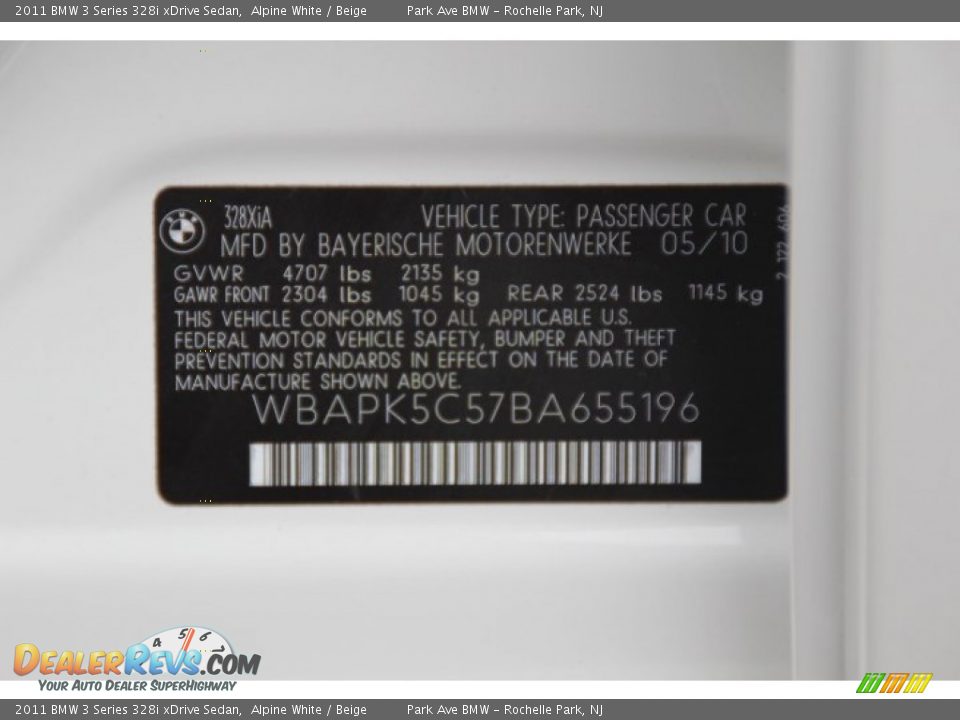 2011 BMW 3 Series 328i xDrive Sedan Alpine White / Beige Photo #33