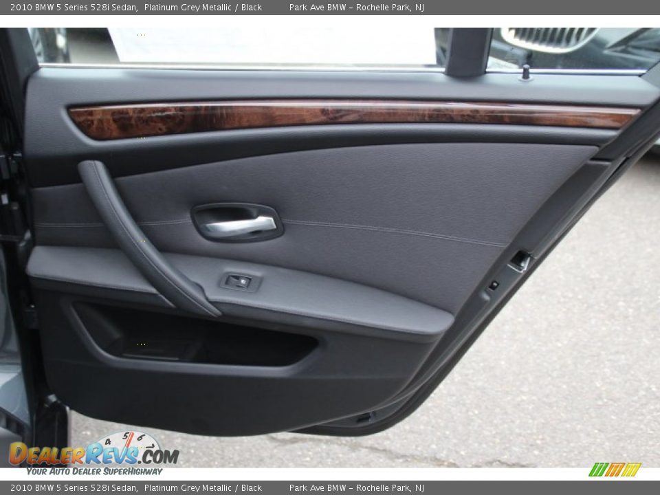 2010 BMW 5 Series 528i Sedan Platinum Grey Metallic / Black Photo #23