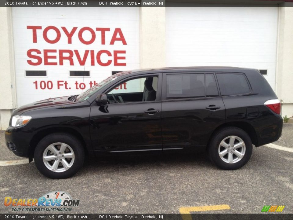 2010 Toyota Highlander V6 4WD Black / Ash Photo #3
