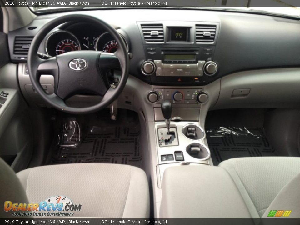 2010 Toyota Highlander V6 4WD Black / Ash Photo #11