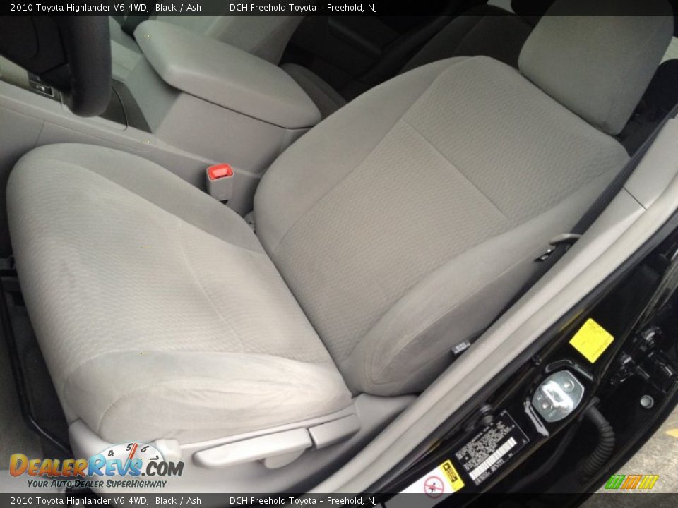2010 Toyota Highlander V6 4WD Black / Ash Photo #15