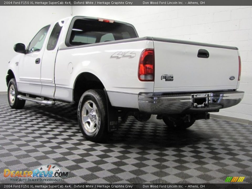 2004 Ford F150 XL Heritage SuperCab 4x4 Oxford White / Heritage Graphite Grey Photo #2