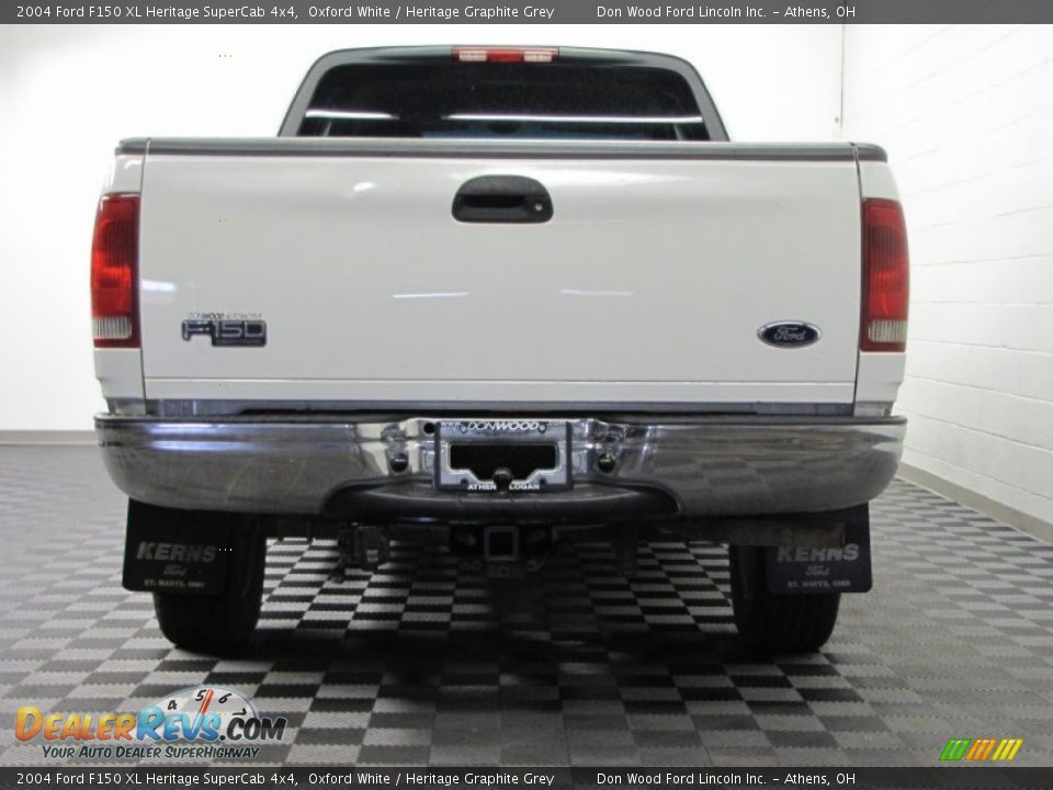 2004 Ford F150 XL Heritage SuperCab 4x4 Oxford White / Heritage Graphite Grey Photo #4