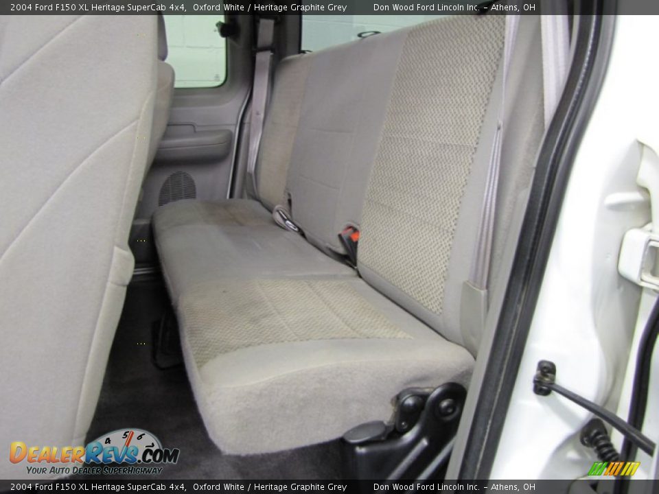 2004 Ford F150 XL Heritage SuperCab 4x4 Oxford White / Heritage Graphite Grey Photo #11
