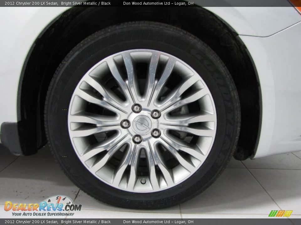 2012 Chrysler 200 LX Sedan Bright Silver Metallic / Black Photo #26