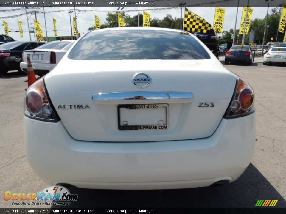 2009 Nissan Altima 2.5 S Winter Frost Pearl / Frost Photo #6