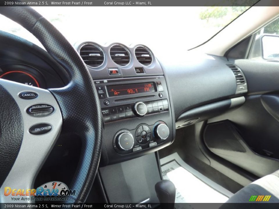 2009 Nissan Altima 2.5 S Winter Frost Pearl / Frost Photo #13