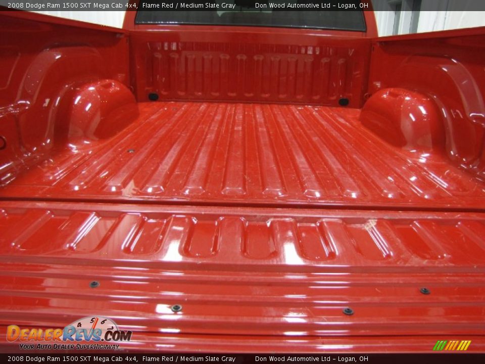 2008 Dodge Ram 1500 SXT Mega Cab 4x4 Flame Red / Medium Slate Gray Photo #3